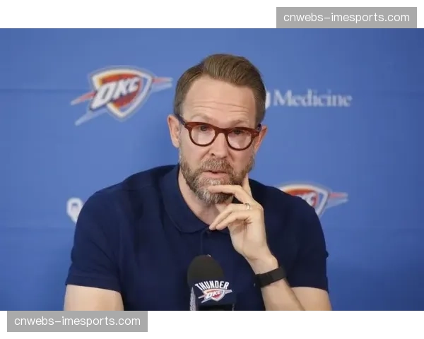 朗斯主帅弗兰克·海斯与球队就续约事宜展开初步谈判